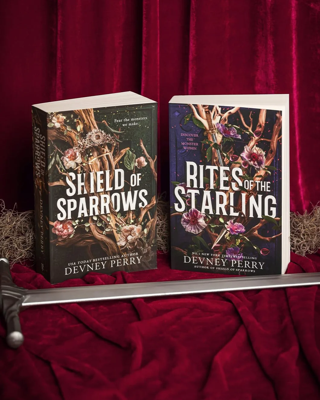 Rites of the Starling: The breath-taking sequel to Shield of Sparrows, the instant Sunday Times and New York Times bestselling romantasy: 2