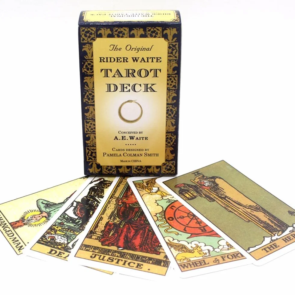 The Original Rider Waite Tarot Deck: 78 beautifully illustrated cards and instructional booklet