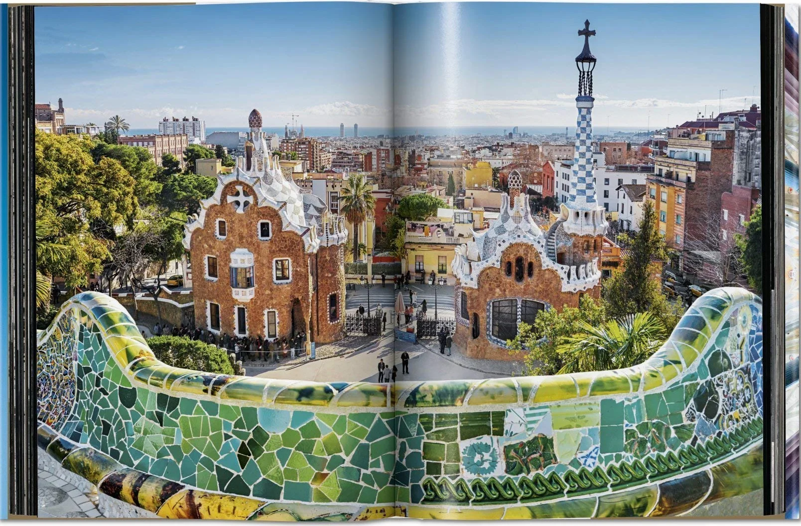 Gaudí. the Complete Works