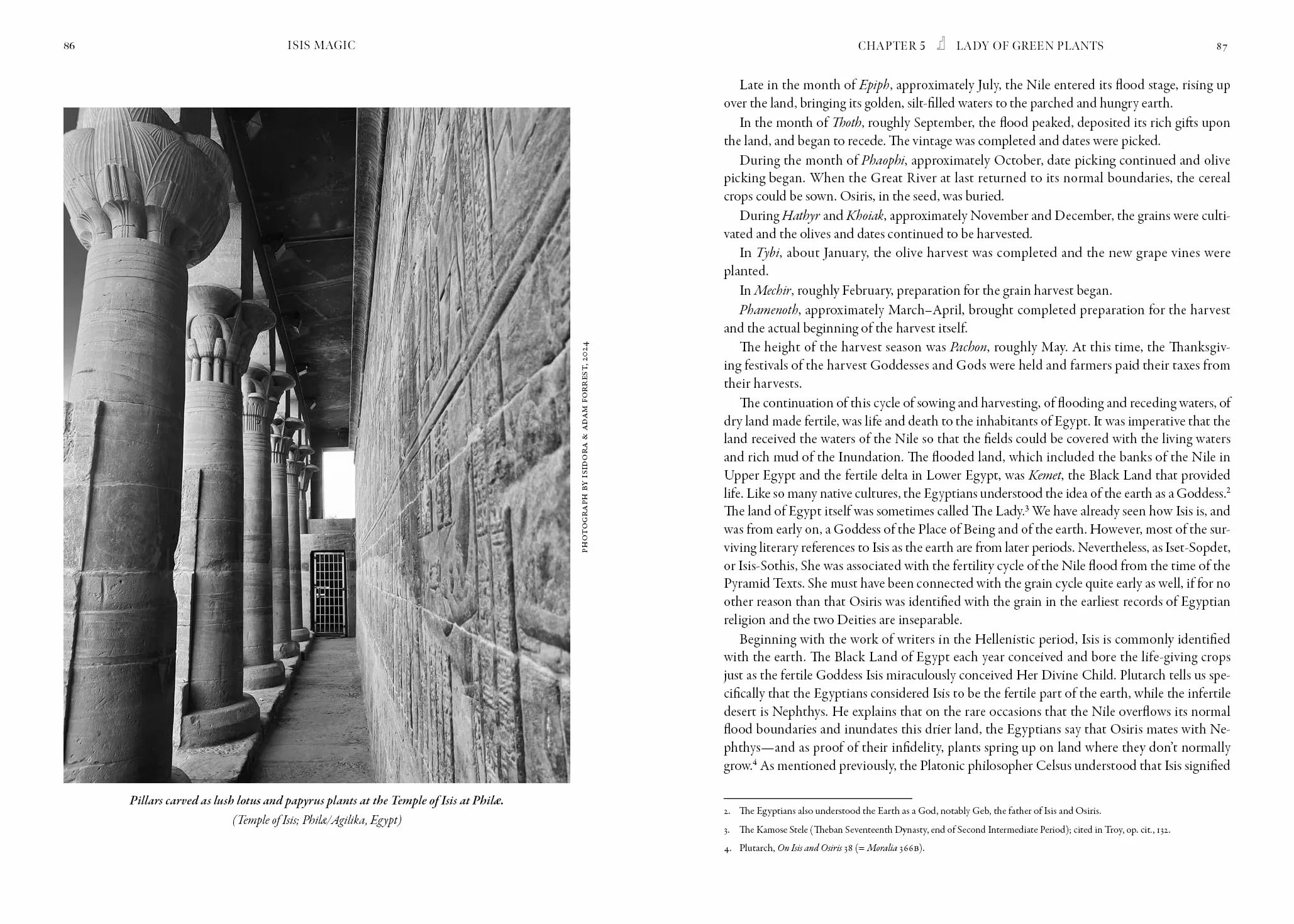 Isis Magic: 25th Anniversary Edition: Cultivating a Relationship with the Goddess of 10,000 Names