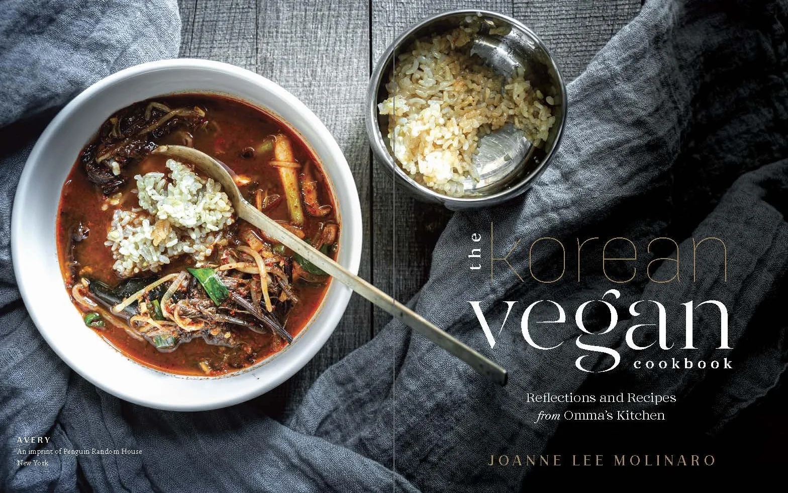 The Korean Vegan Cookbook: Reflections and Recipes from Omma's Kitchen: 1