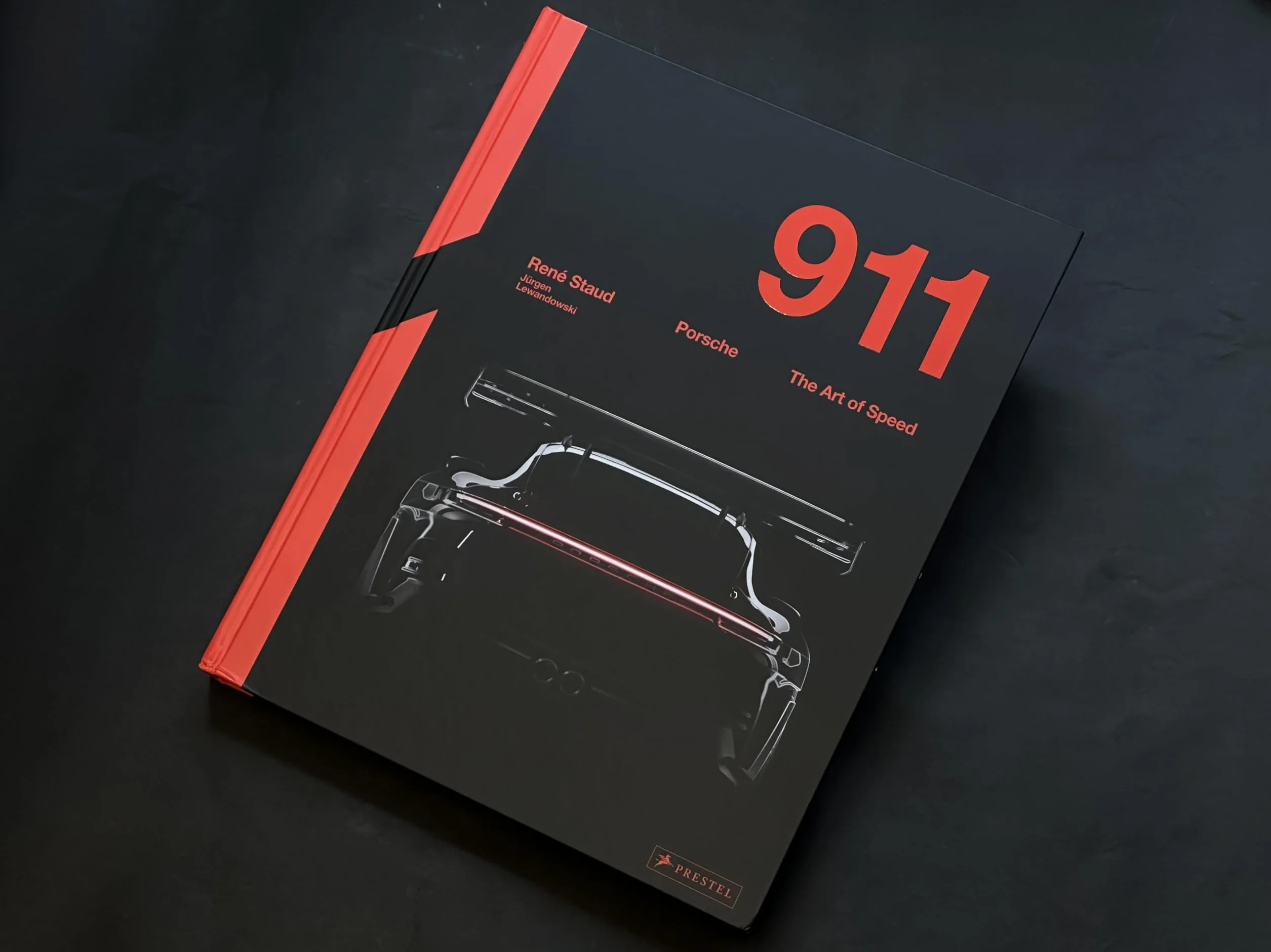 Porsche 911: The Art of Speed