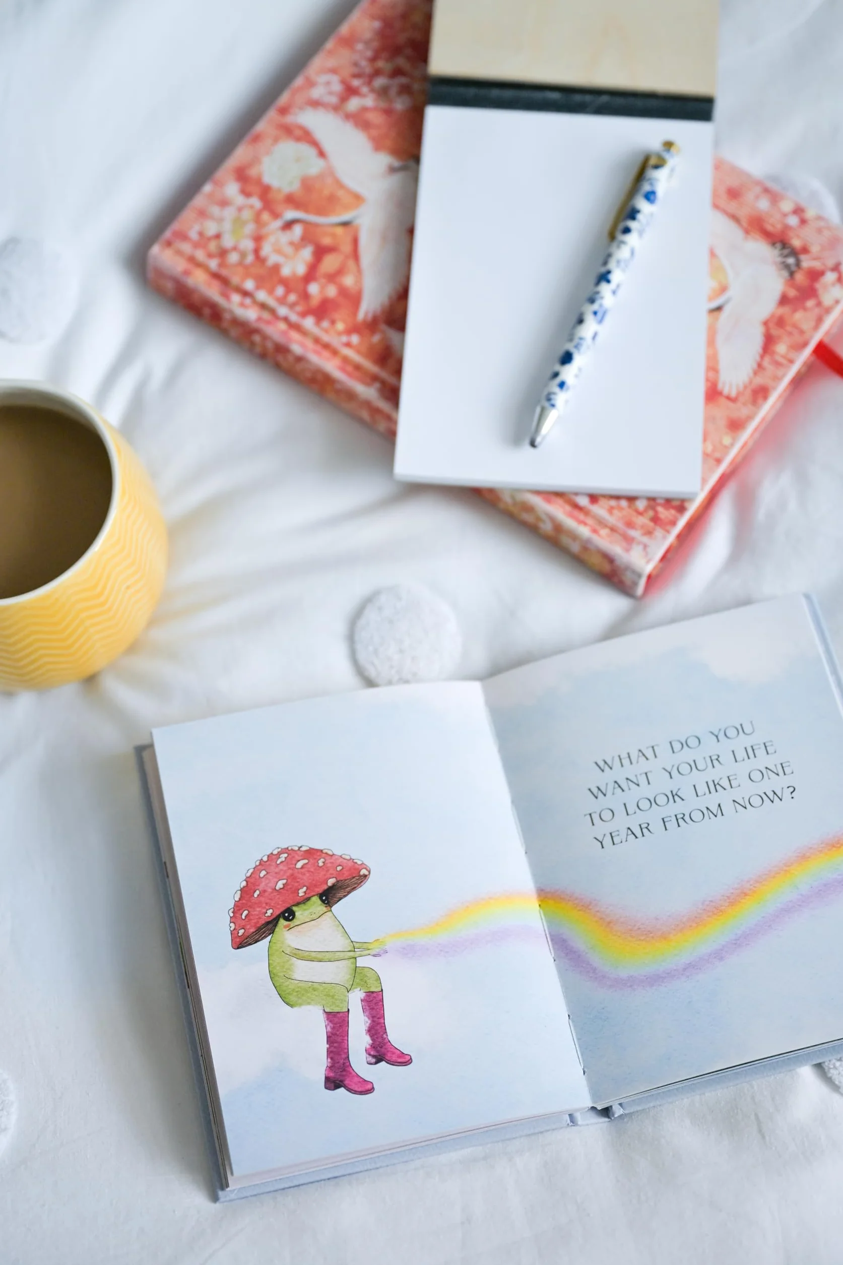 The Little Frog's Guide to Life: Love, Advice and Inspiration for Every Day from the Internet's Beloved Mushroom Frog