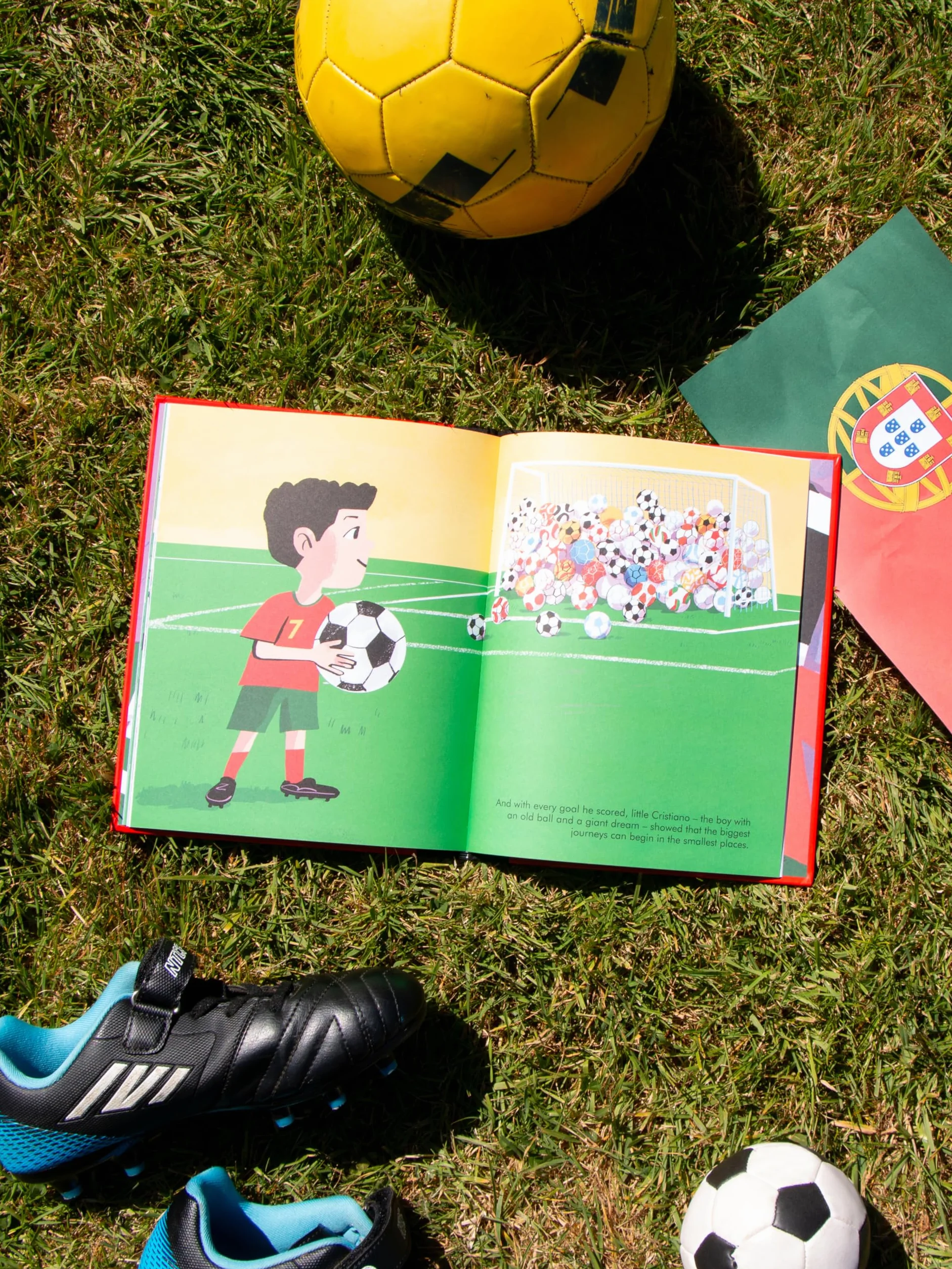 Cristiano Ronaldo: Little People, BIG DREAMS: Volume 143
