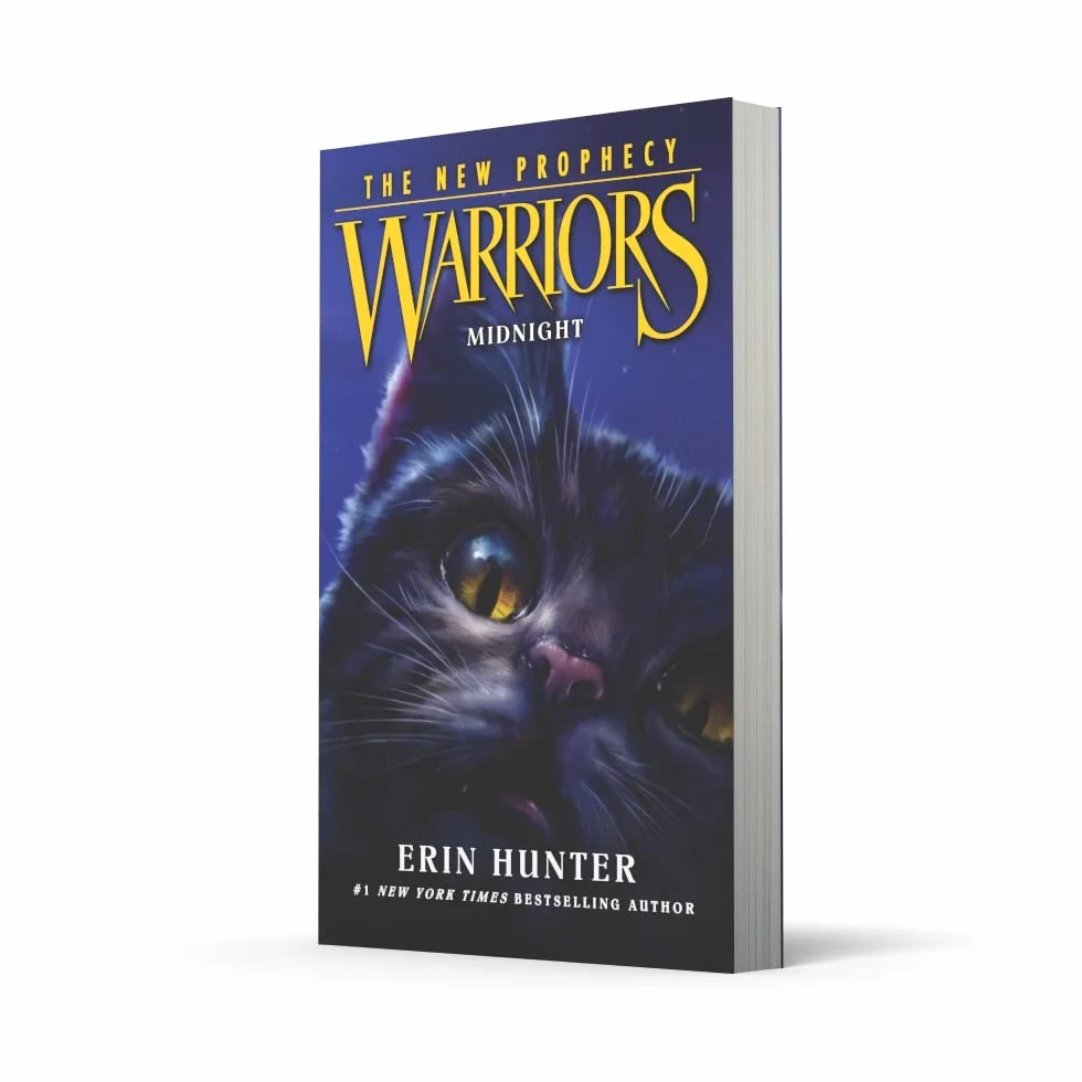 MIDNIGHT: Return to the land of the Warrior Cats in the second generation of this bestselling children’s fantasy series: Book 1