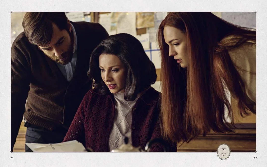 Outlander Knitting: The Official Book of 20 Knits Inspired by the Hit Series