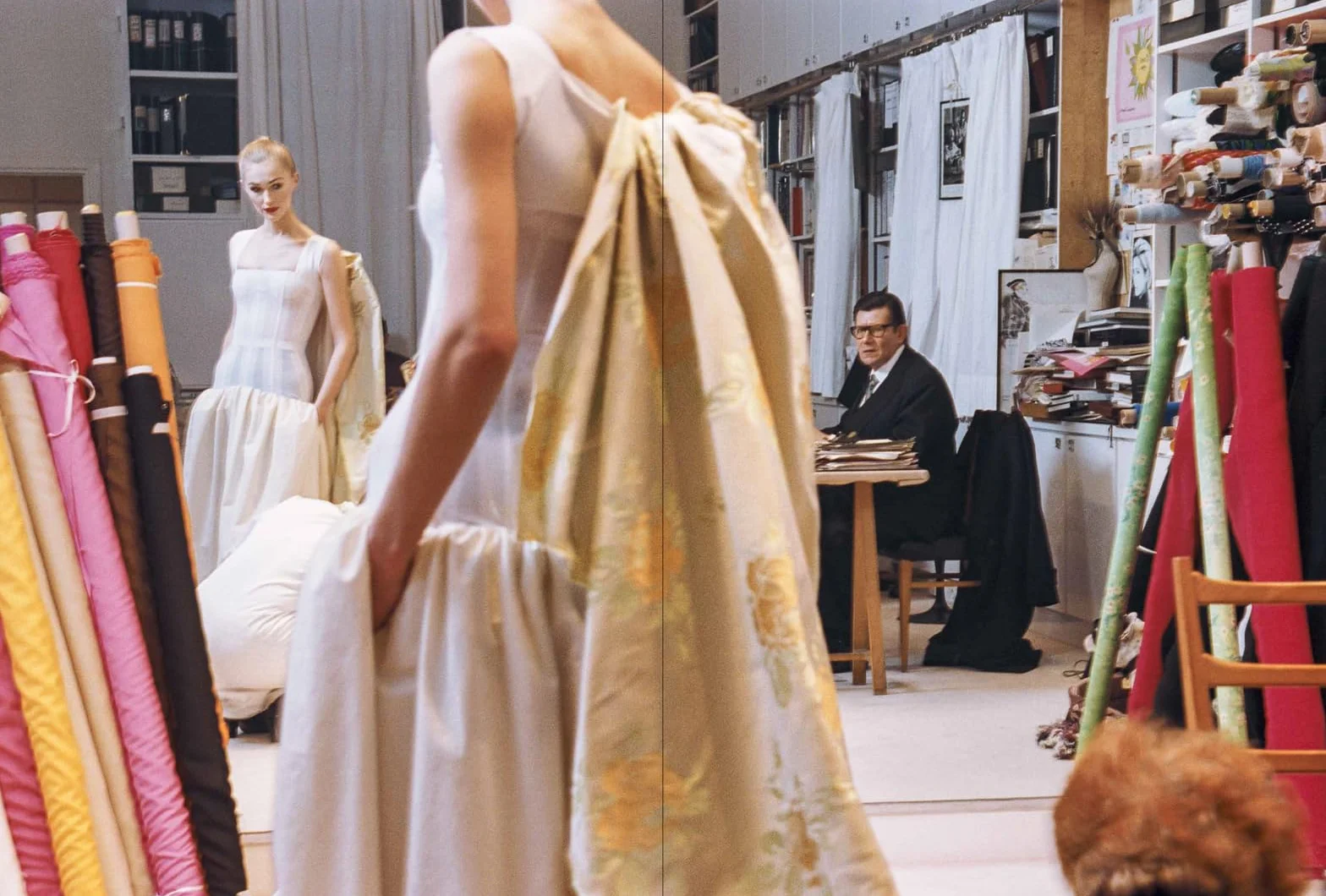 Yves Saint Laurent Inside Out : A Creative Universe Revealed /anglais