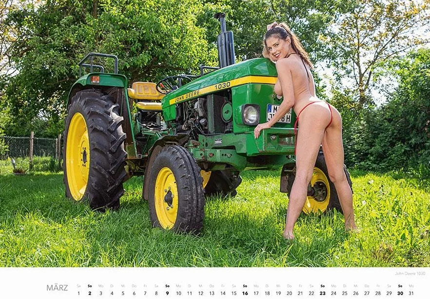 Jungbauernträume Kalender 2025: Landlust von ihrer schönsten Seite - Akt-Fotografie der Spitzenklasse Wandkalender Erotik Traktoren Schlepper
