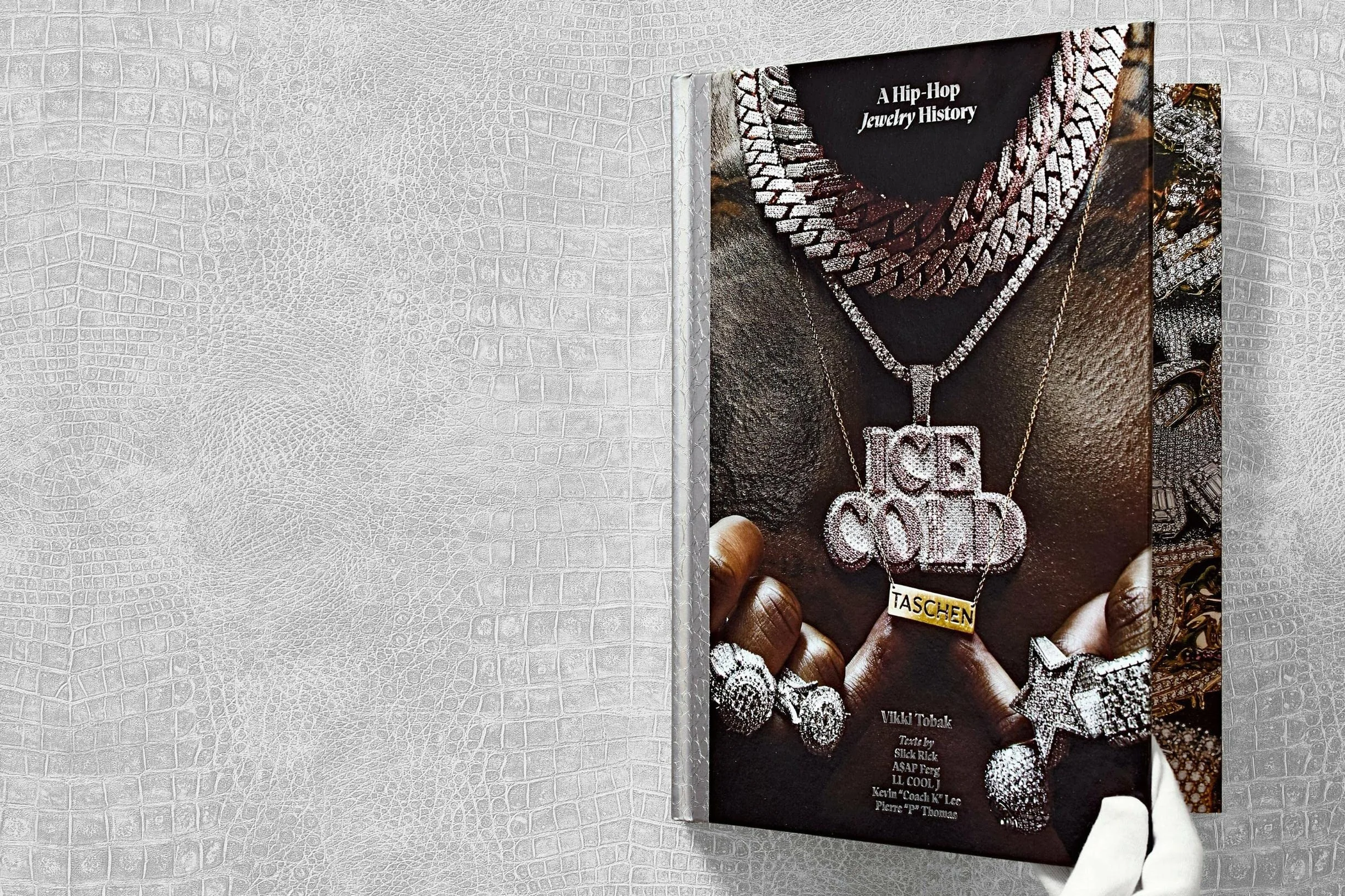 Ice Cold. A Hip-Hop Jewelry History
